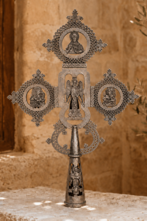 Croix processionnelle éthiopienne